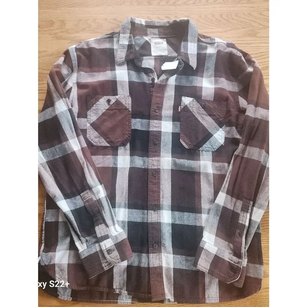 M18 Levi Strauss & Co Burgundy/White Plaid Flannel Shirt W Pockets Long Sleeved